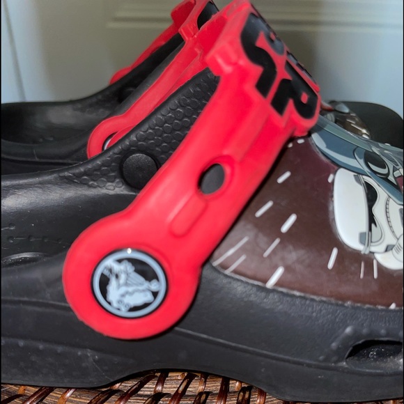 Star Wars crocs children’s size 8 - Picture 4 of 9
